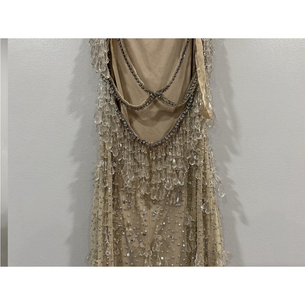 Mac Duggal 10101 Nude Silver V-Neck Column Gown with Fringe Embellishments Sz 0 - Picture 11 of 12